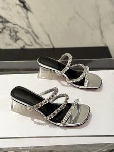Pantofole designer femminile pantofole bloccato liscio sandali estivi sandali classici marchio classico di marca casual da donna pantofole da spiaggia in pelle di alta qualità da 10a scatola di alta qualità