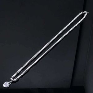 Colar de Tiffanybead Tiffanyjewelry Colares de colares de prata para mulher Precisão de alta qualidade Colar de amor sem diamantes 1n7n