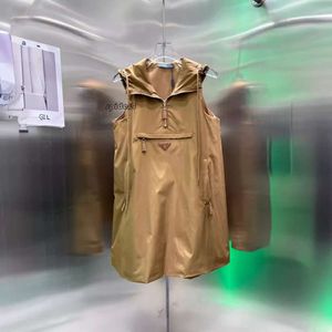 トップスドレス24夏の新製品ドローストリングフード付きハーフジッパーロゴデコレーションハイウエストスリムな汎用性の高いAラインドレス