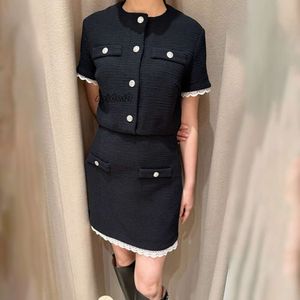 tops dresses for woman 2024 new French niche temperament with a sense of luxury, elegant black waistband, slim knit dress, short skirt for women