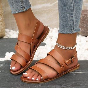 Kadınlar Düz Sandalet Deri Çapraz Kayış Roma Stil Glaidator Sandles Yaz Bayanlar Günlük Plaj Ayakkabı Toka Kayış Kahverengi Boyut 36-43