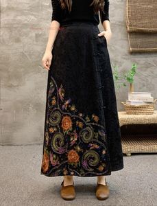 Ubranie etniczne 2024 Chińskie narodowe kwiaty haftowana ludowa spódnica luźna orientalna vintage A-line satynowa jacquard streetwear