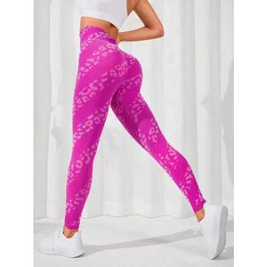 Kvinnors leggings sömlösa tryck leggings kvinnor fitness hög midja rumpa lift fasion tights sport leggings träning springa kläder y240508