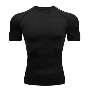 Men's T-Shirts Compressed black short sleeved seven piece mens sun protection long T-shirt second skin exercise quick drying sportswear H240508