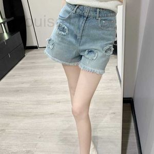 Brand de designer de shorts femininos 24 SS New Cat Whisker bordou Ragged Edge Denim 410218 VPJC