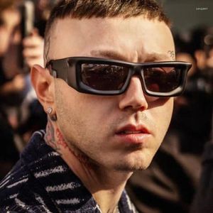 Occhiali da sole Y2K Punk Sports for Men Women Designer Square Sun Glasses 2024 Hip Hop Shades Uv400