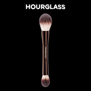 Makeup Brushes Hourglass No. 18 Brush Remote Double head Powder powder blusher+Makeup Soft Fiber Fashion Q240507