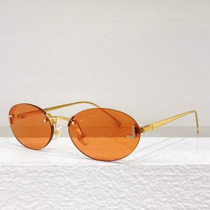 Ovalformade solglasögon lyxig designer solglasögon män kvinnor neutrala designer glasögon strand solglasögon retro rimlös design, med en mycket vacker låda