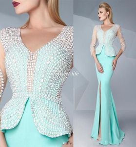 2020 Seksowne sukienki wieczorowe V Minta Blue Satin Satin Długie kryształowe perły koraliki syrena peplum podzielone suknie balowe plus wielkość formalna część 8260023