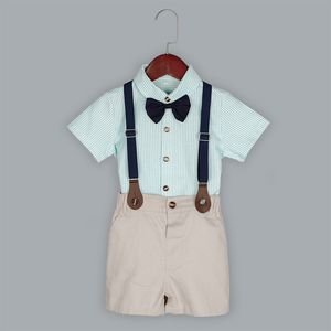 Meninos Term Summer Handsome Short Sleeved Backpack Troushers Conjunto de quatro peças (camisa + calça + mochila + gravata borboleta)