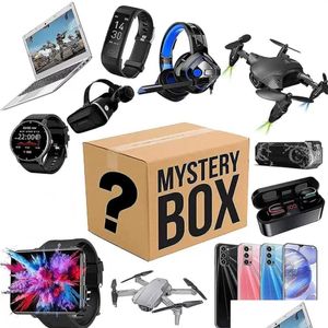 Altoparlanti portatili Mystery Box Electronics Random Boxes Birthday Gifts fortunato per Adts come Bluetooth Head307U Drop Deliver Dh7zv