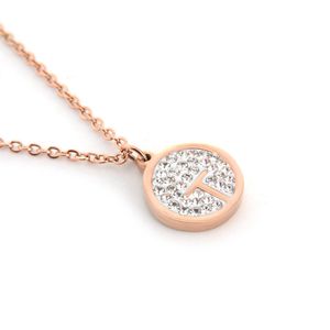 Cross-border Korean Version of Creative Fashion Rose Gold Necklace Titanium Steel Collar Bone Chain Collar with Diamond T Pendant Fresh and Sweet Wind