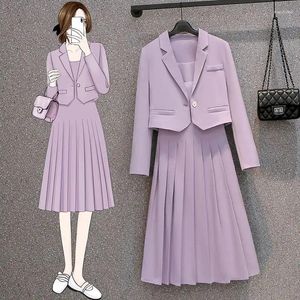 Vestidos de trabalho insozkdg primavera verão 2pcs Conjunto de mulheres de manga comprida Blazer de fivela única plissada de flaghetti traje de traje colégio