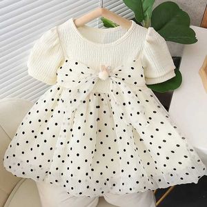 Abiti da ragazza Summer Baby Girl Dreeves Maniche da soffio abito da principessa tratteggiata da matrimoni Destate per festa Abbigliamento per bambini Abbigliamento per bambini A1077L240508