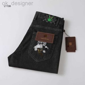 Projektantka dżinsów Męskie spodnie religijne marka dżinsy hip hop rap dżinsy street dżinsy kolanowe chude proste motocykl mans czarne spodnie czarne plisowane