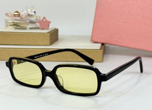 Ladies Sonnenbrille für den Sommer beliebter 11ZS Modedesigner Stilvoller Outdoor-Stil UV400 Anti-Ultraviolett-Retro-Platte Acetat Quadratische Vollrahmen-Brille zufällige Box