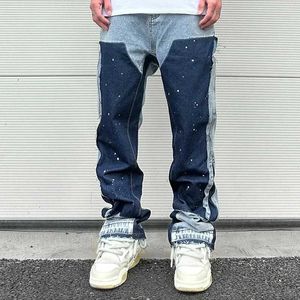 Men's Jeans European Ink Sprayed Flared Jeans for Men Contrast Color Looen Fit Streetwear Denim Clothes Open Hem Mens Pocket Pants J240507