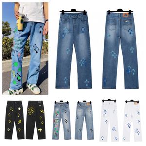 2024 Herren Jeans Designer machen alte gewaschene Jeans Chrom Straighthose Herzbriefdrucke für Frauen Männer lässiger langer Stil