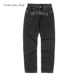 Vetements jeans män jeans verkliga s högkvalitativa män kvinnor överlevnad designer jeans mode byxor broderade bokstäver raka benbyxor 24SS 503