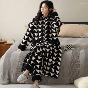 Kadın pijama kadınları Sonbahar Kış Pijamaları Mercan Peluş Peluş Kalın Velvet Salonu Giyim Sıcak Kapşonlu Çöp Gece Gece