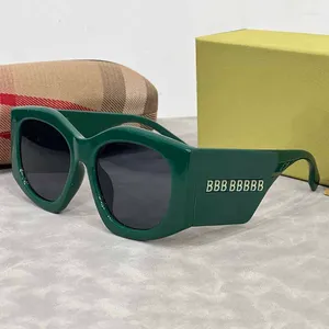 Designer de óculos de sol para homens homens moda estilo quadrado quadro de verão copos polarizados de sol com pernas largas de óculos clássico Retro 7 cores