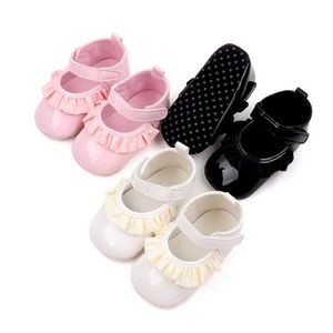 أحذية رياضية Baby Girls Mary Jane Shoes Ruffled Pu Princess Flats أحذية المشي غير الرسمية لطفل الأطفال المولود الجديد H240508