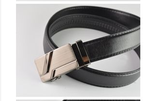 Fashion Classic Men Designer Belts Womens Mens Casual Letter Smooth Buckle Belt 20 Färger Bredd 2,0 cm 3,4 cm 3,8 cm med låda