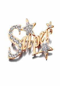 Wysokiej jakości złoto plisowane clear Crystal Super Star Ald Star Brooke Brooch Special Party Party Costume Pins Pins Broaches for Female Sell6172640