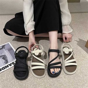 Hüfte dicke Soled Sandalen für Frauen Sommerfischmund Sandalen Frauen schnallen modische bequeme Strandschuh 240228