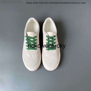 the row Autumn and winter 22 new style the * row small white shoes flat bottom round head lace color contrast board shoes women's fashion sports moral training shoes T5Z0