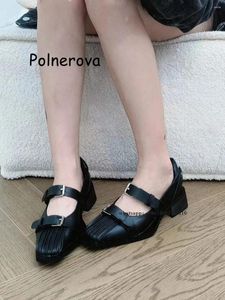 Scarpe casual pompe quadrate pompe con una cintura di fibbia da donna in metallo femminile su tacchi grossi estate eleganti signore a tutta partita