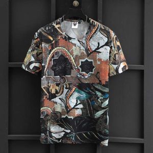män tshirts mode graffiti tryckt t-shirt kort märke överdimensionerade herrkläder silkeslen och smal montering halvärmad is siden blommor trendig