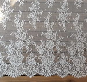 Ögonfransar 2022 Nytt fabrikspris French Chantilly Lace Fabric 150x300cm per stycke Eyelash Spets från White Lady Dress Fabric