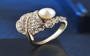 2020 Novo moda Rose Pearl Big Rings for Women Declaração Jóias Vintage Gold Plating Ring Acessórios para festa Presentes4661480
