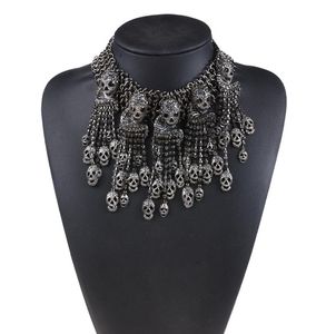 Luxury Crystal Rhinestone Skull Tassel Choker Necklace Women Maxi Chunky Chains Fringe Statement Large Collar Necklaces Pendants9193681