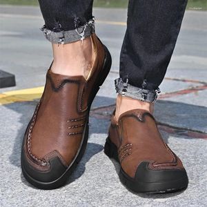 Casual Shoes Retro Leder für Männer Geschäfte Soft Sohle Light Non-Rutsch-Laibers Frühling Herbst Runde Kopf Flats Zapatos de Hombre