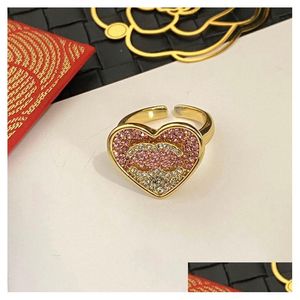 Pierścienie klastra luksus elegancki różowy pierścionek Pierścień projektant biżuterii Wybór jakości prezent High End Exquite Style Studenci 18K Gold DH5UC