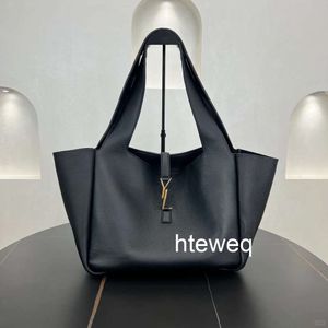 Designer hobo hinkväska för man Luxurys handväska kvinnors axel spegel kvalitet läder armhåla crossbody mode rese tyg koppling väskor