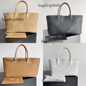 Women's Designer Bag Woven Cabbage Basket Tote Versatile Handheld Crossbody Large Capacity Outbound Popular Women's Bag Original Edition