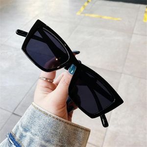 Solglasögon Retro UV400 Vintage Ins Female Eyewear Square Sun Glasses Shades Fashion 2242