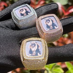 Nowe modne niestandardowe pierścienie fotograficzne Bling CZ Iced Out Pierścień dla mężczyzn Kobiety Prawdziwe 18K Gold Micro Ustawienie Miedź CZ Kamienie Hip Hop Biżuteria