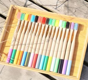 Rainbow Bamboo Tandbrush Multi Colors Round Handle Black Bristle Vuxen Tandenborstel Trähandtag Låg kol Tandborste9892036