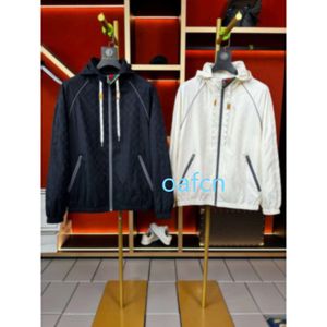 24SS Spring Jackets, jaquetas, capuzes, moda e casais casuais femininos de ternos de beisebol respiráveis, letras impressas, jaquetas leves e confortáveis