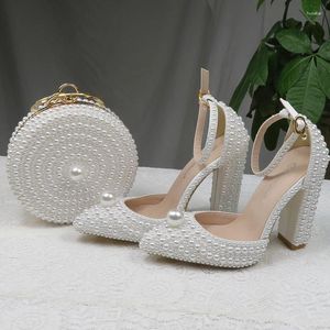 Scarpe eleganti Baoyafang White Pearl Women Wedding and Borse Bride High Heels Ladies Woman Donna Sweet Fashion Pumps