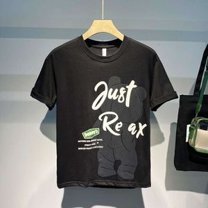 남성 Tshirts Fashions 여름 새로운 트렌드 다목적이고 잘 생긴 한국어 남성 의류 학생 반 소매 상단 의류 디자이너 셔츠 그래픽 셔츠