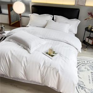 Bedding Sets 4pcs Luxury Satin Stripe Bed Linen Long Staple Cotton Comforter Set Sheets Cover Full Quilt Duvet