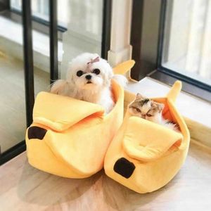 Łóżka kota meble ciepłe zimowe miękki pet kreatywny pies bananowy pies szczeniąt dla kota łóżek D240508