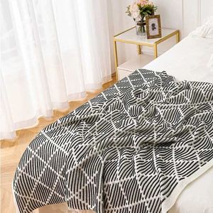 Koce Bedspread Rzuć koc dzianinowe sofa Koce Rzuty na kanapę Osobowość Koc Lato luksusowe dekoracyjne koc łóżka deken