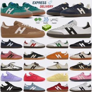 Designer Shoes Man Woman Sneakers Cloud White Core Black Gum Navy Cardboard Silver Wales Bonner Pony Leopard Vegan OG Sand Strata Sporty and rich Trainers