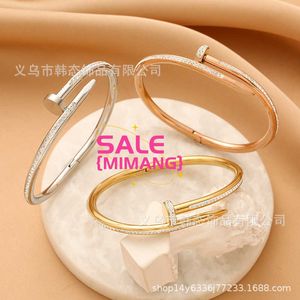 Designer Hot selling simple and personalized men women's fashion nail bracelet crossing 18K gold opening couple 71FS 6BZR